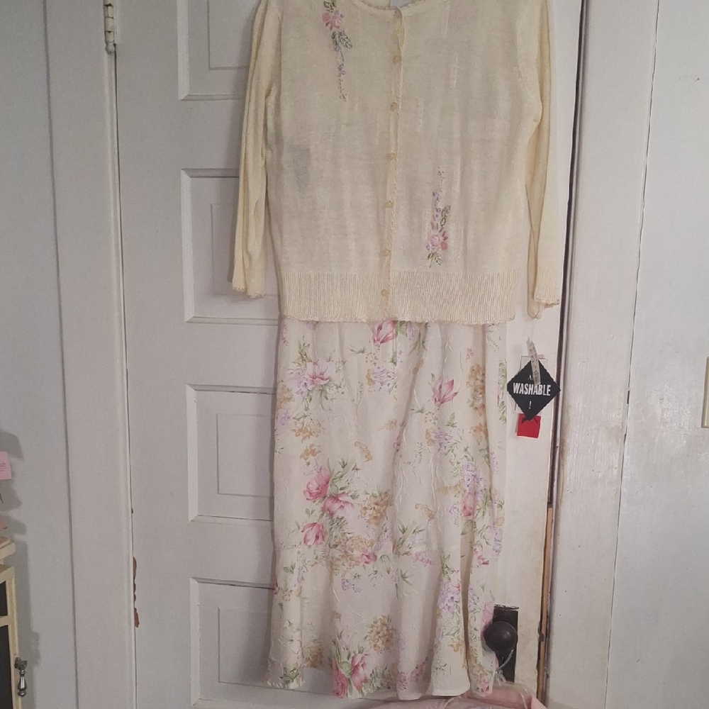 R&K Floal Dress & Cream Knit Cardigan with Floral Button Detail